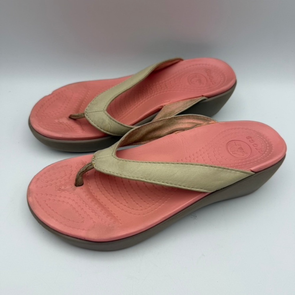 Crocs Thong Sandals Wedges Comfort‎ Beach Shoes Pink Beige Women's Size 6